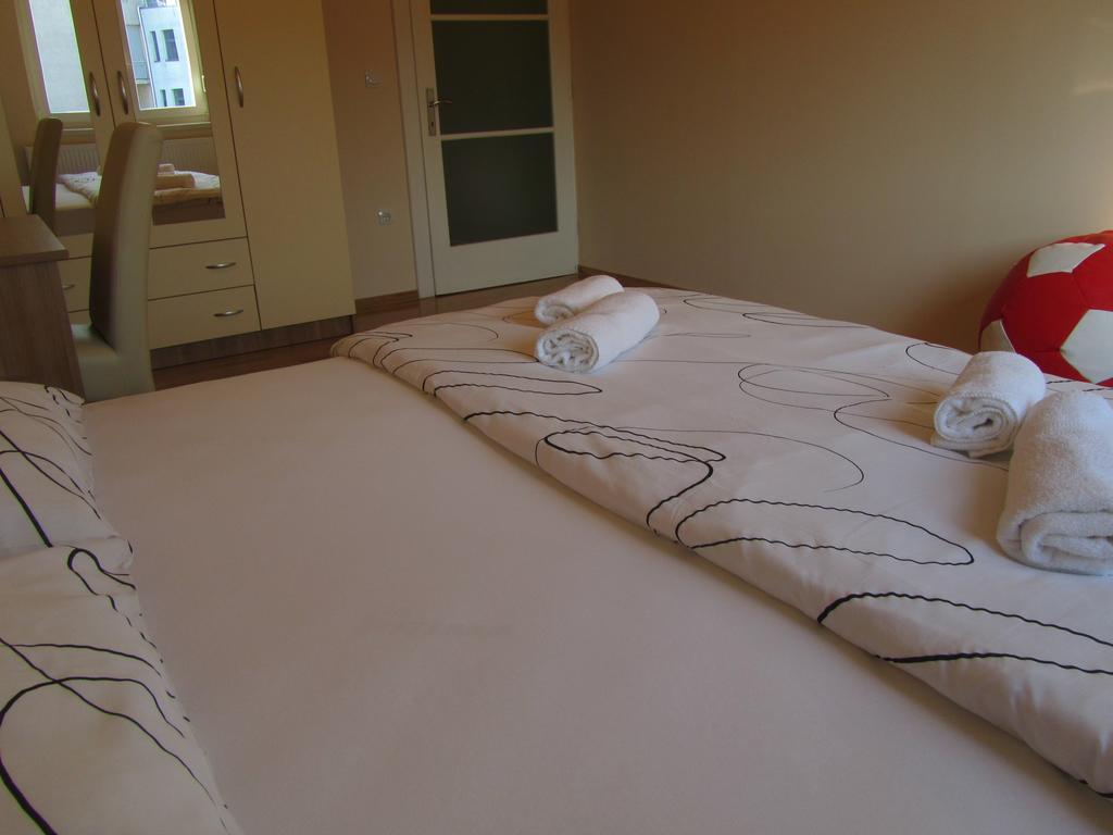 Apartment Domi Kvatric Zagreb Exteriör bild